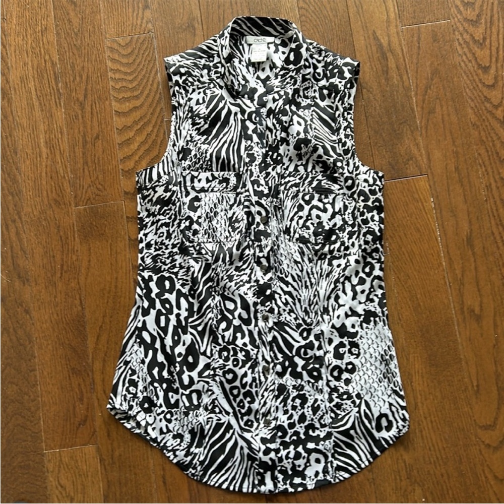 Cache Animal Print- Black and White - Size XS- Excellent Condition